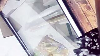 在商店偷窥裙底