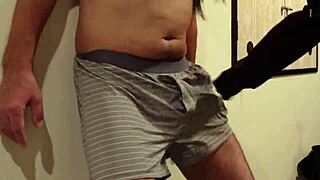 warning: my dick and balls get slapped and kicked by femdom bitch. why do i get hard? 😳