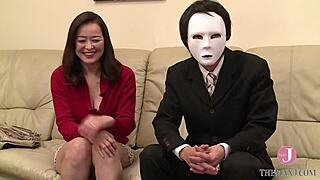 老公在场NTR AV 阳子被舔被操！