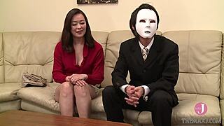 老公在场NTR AV 阳子被舔被操！