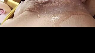 Watch this rich latina masturbate for her boyfriend!