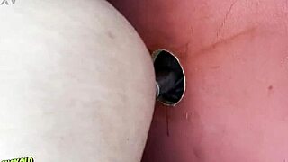 hot bride licks pussy then fucks stranger in gloryhole 😏