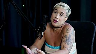 just joana invited to leave establishments open relationship with novinha