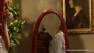 顺从女同奴隶紧绑被女主人挑逗玩弄