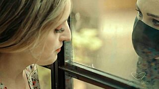 饥渴Charlie Forde大奶呻吟高潮😩