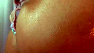 Submissive slut screams twerking