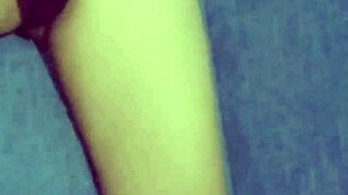 I'm giving myself a quick masturbation session