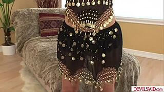 Latina girlfriend rocks Indian cosplay before steamy oral session