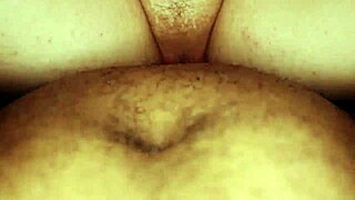 肌肉女神Ecko Belle游戏屋挨黑人大屌猛操！