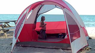 Housewife Wants The Guys On Beach