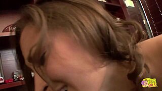 Dani Daniels spreads her big ass and lets her girlfriend fingering her holes