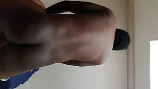 约翰内斯堡看到女学生给大屌猛口交