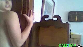 Obsessed teen shares nude webcam sex confessions