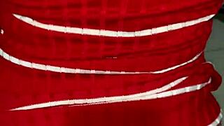 mi madrastra dice, 'ven a cogerme.'