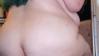 Can this BBW handle riding that torso with ass shaking?