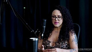 Brunna Sweet透明红衣火辣兴奋