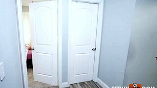 Peter Fitzwell and Eva Nyx in Hardcore Blowjob!