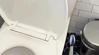 roommate left her thongs in bathroom for me to masturbate then i fucked her hard