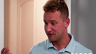 Roomie Nuru Play with Van Wylde and Nicole Kitt