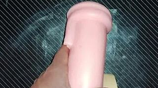 Trio kissy y dolly from vagina to tits leaves me dry.