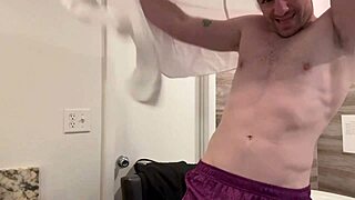 i say, 'let me finger you backstage'