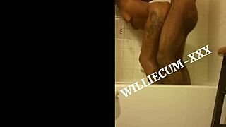 i love fucking in the shower with williecumxxx