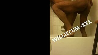 i love fucking in the shower with williecumxxx