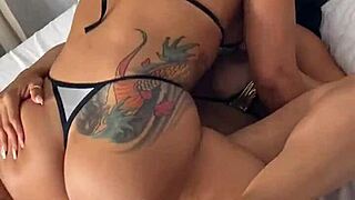 Tattooed brunette sluts Sara Retali and La Paisita fuck with big asses and pussy toys.