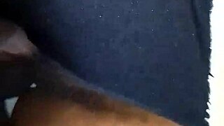 Strange housewife accepts sex for tenancy fee