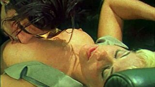 Kelly trump is a dirty career woman 😈