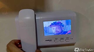 Seduced Delivery Guy, Came Hard On His Dick