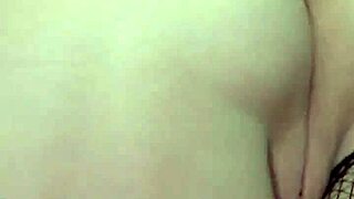 She does a striptease, uses a suction vibrator, and cums intensely