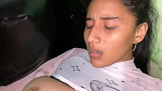 哥伦比亚18+辣妹后入弯腰猛干