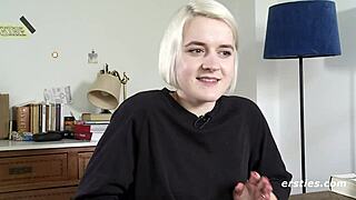 Luisa Has A Drenching Squirting Orgasm - Ersties