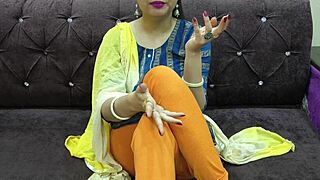 我在家用印地语音频教继妹性爱课