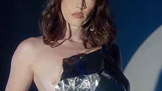 she says, 'look at my big ass as i strip bare'