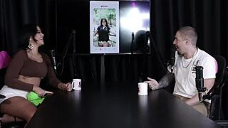 Show Your Breasts And Pussy On Tinder?