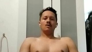 i want to fuck my girlfriend's friend 😏