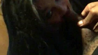 Kingdinglong Gets BBC Gumjob From Mature White Cougar.