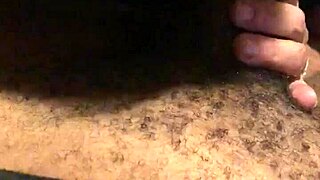 Kingdinglong Gets BBC Gumjob From Mature White Cougar.