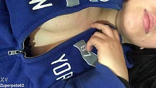 Cachonda Ama De Casa Mi Hermanastra Crystal Se Masturba Ella Es Muy Hot Y Le Encanta Grabarse Par Sus Fans