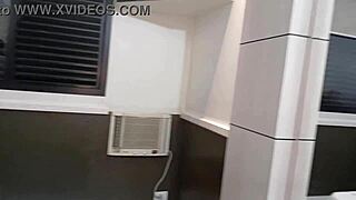 Loirinha Safada Que Adora Uma Piroca Grande No Cuzinho Apertado