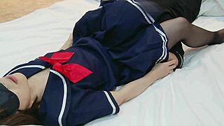 Kawaii Seifuku No Joshikousei Ni Mekakushi Shite Pantyhose Sex Tamazu Chitsu No Oku Ni Nakadashi Shiranai Fera Kunni Orgasm?