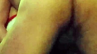 Santa fucks mature beauty in bedroom!