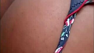 vizinha gostosa pequena ofereci 200 conto meti nela atras du muro