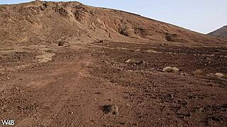 y melena maria rya naked in the desert, want to see her pussy?