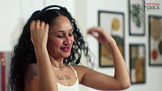 I'm the sugarbaby showing my pussy