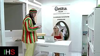 Sexy mom enjoys double fucking with blowjobs