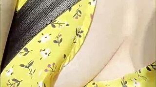 Wifey boldly flashes big tits while driving car