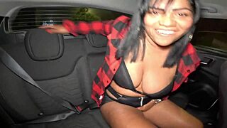 O Cowboy Vai Te Pegar - Nicoly Mattos Se Sente Mais Puta Quando Faz Dupla Penetração Sentindo Dois Pau Roçando Dentro Da Sua Buceta E Cuzinho